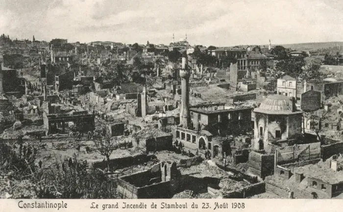 Framed Print : The Great Fire at Istanbul - 23rd August, 1908 Framed Print : The Great Fire at Istanbul - 23rd August, 1908