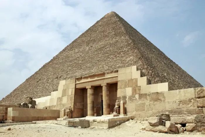 Framed Print : Great Pyramid of Cheops in Cairo, Egypt Framed Print : Great Pyramid of Cheops in Cairo, Egypt