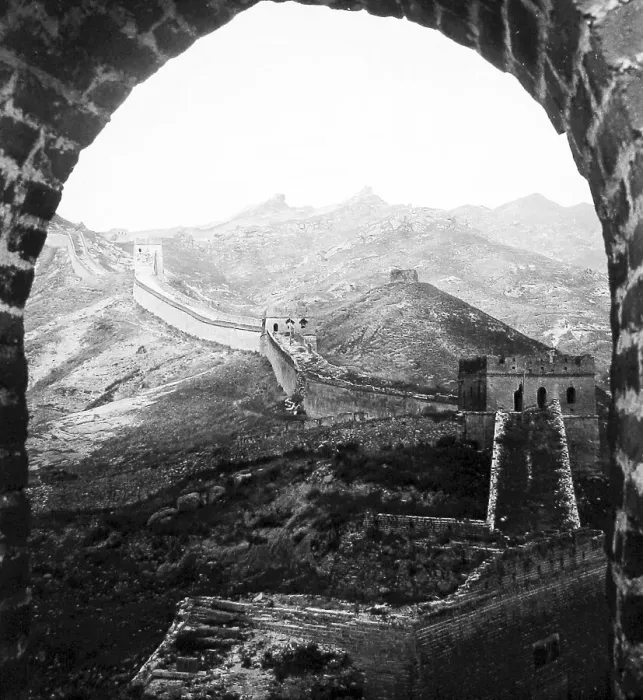 Framed Print : Great Wall of China pre-1900 Framed Print : Great Wall of China pre-1900