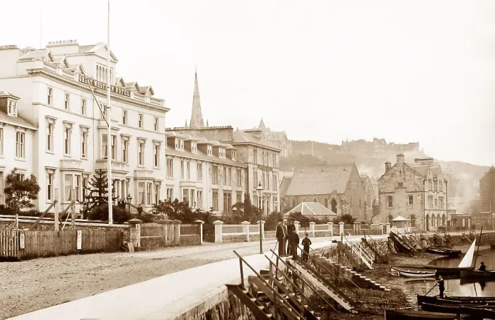 Framed Print : Great Western Hotel, Oban, Scotland Framed Print : Great Western Hotel, Oban, Scotland