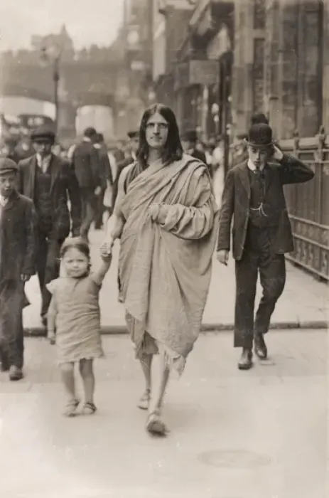 Framed Print : Greek family living the simple life in London Framed Print : Greek family living the simple life in London
