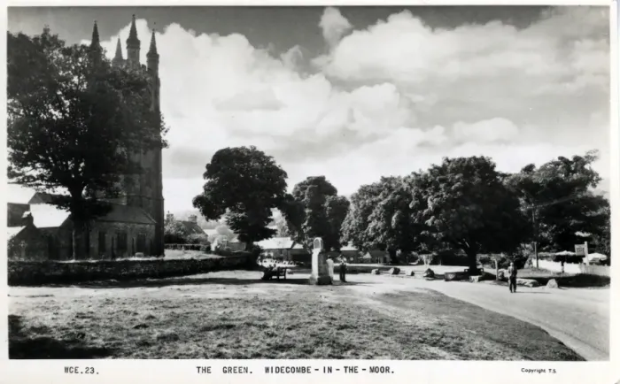 Framed Print : The Green & Church, Widdecombe-in-the-Moor, Devon Framed Print : The Green & Church, Widdecombe-in-the-Moor, Devon