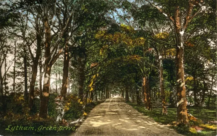 Framed Print : Green Drive, Lytham, Lancashire Framed Print : Green Drive, Lytham, Lancashire