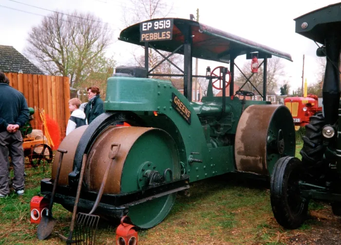 Framed Print : Greens Diesel Road Roller EP 8519 Framed Print : Greens Diesel Road Roller EP 8519