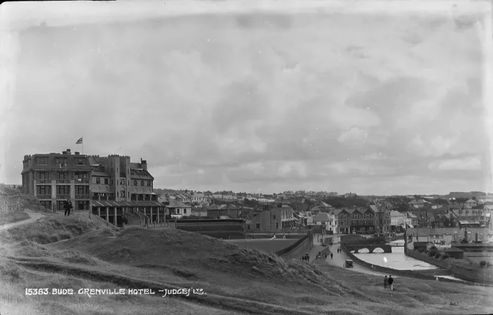 Framed Print : Grenville Hotel in Bude Framed Print : Grenville Hotel in Bude