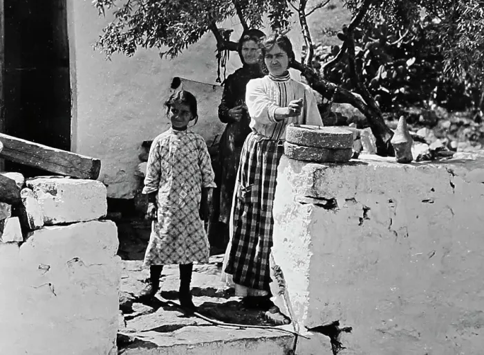 Framed Print : Grinding corn, Isle of Patmos, Greece, early 1900s Framed Print : Grinding corn, Isle of Patmos, Greece, early 1900s