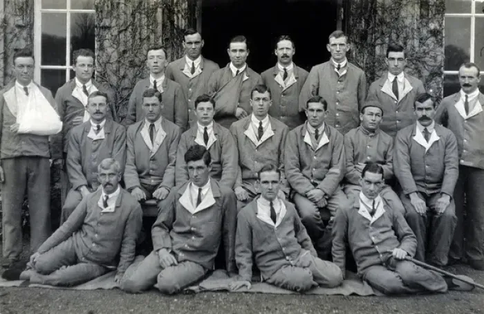 Framed Print : Group of hospital patients, Quex Park