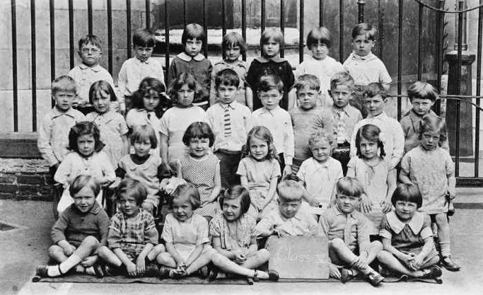 Framed Print : Group photo, Marylebone schoolchildren, London