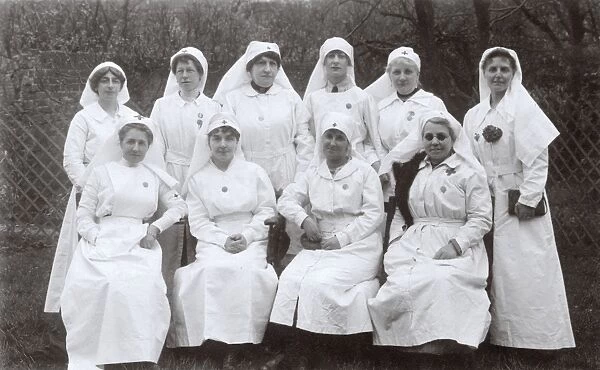 Group photo of nurses, WW1