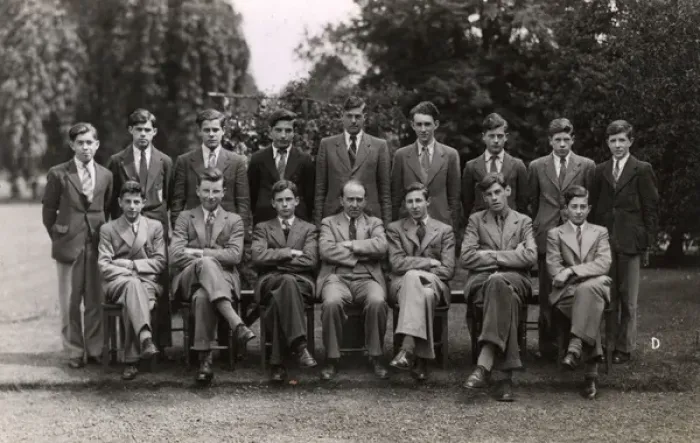 Framed Print : Group photo, teacher and pupils at a school Framed Print : Group photo, teacher and pupils at a school
