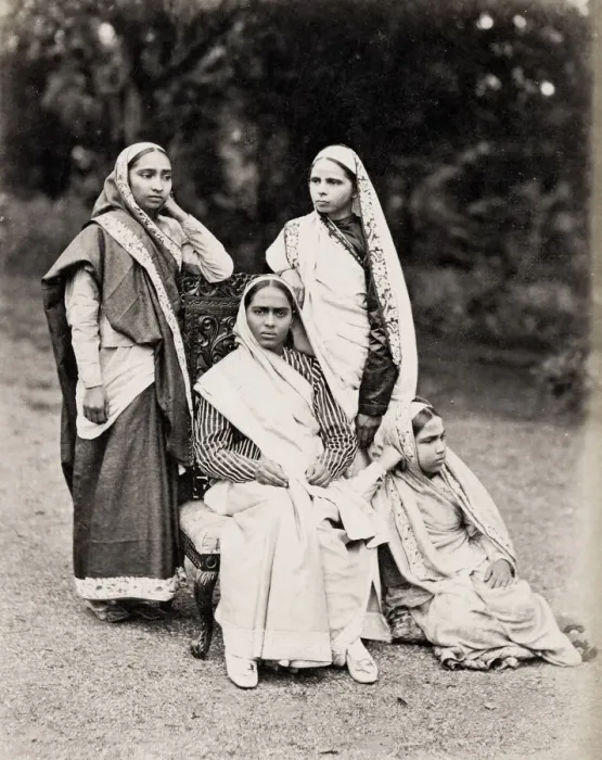 Framed Print : Group of women, India, Taurines studio Framed Print : Group of women, India, Taurines studio