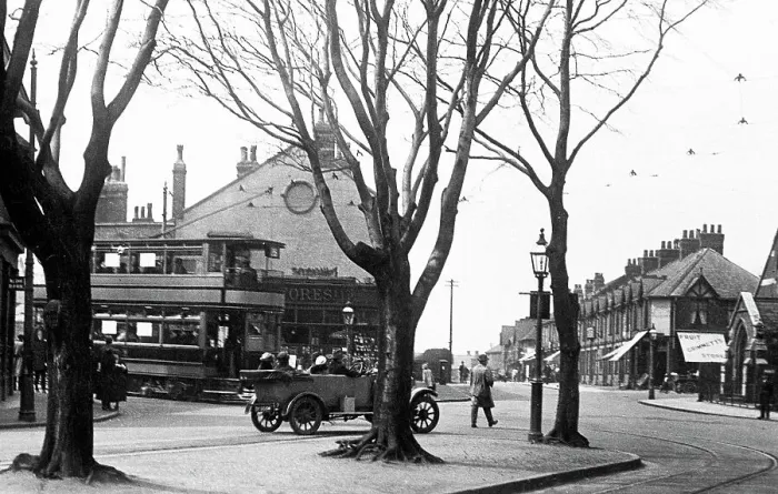 Framed Print : The Grove, Handsworth Birmingham early 1900's Framed Print : The Grove, Handsworth Birmingham early 1900's