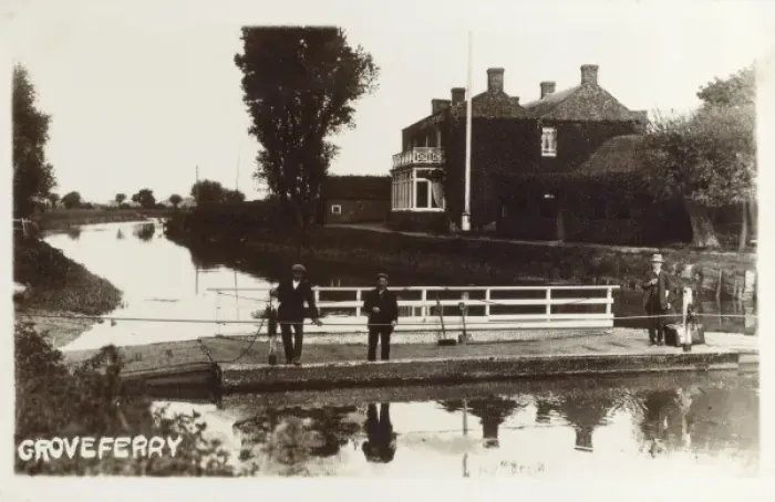 Framed Print : Groveferry, Kent - The Ferry Framed Print : Groveferry, Kent - The Ferry