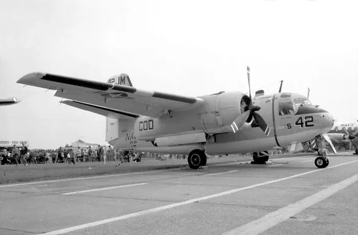 Framed Print : Grumman C-1A Trader 146028 Framed Print : Grumman C-1A Trader 146028