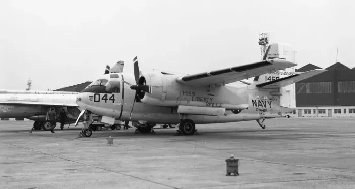 Framed Print : Grumman C-1A Trader 146044 Framed Print : Grumman C-1A Trader 146044
