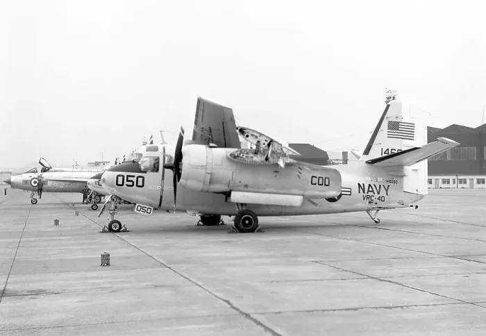 Framed Print : Grumman C-1A Trader 146050 Framed Print : Grumman C-1A Trader 146050