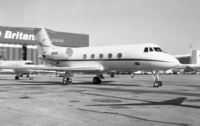 Framed Print : Grumman G-1159 Gulfstream II N154C Framed Print : Grumman G-1159 Gulfstream II N154C