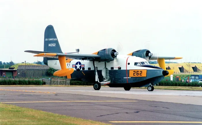 Framed Print : Grumman HU-16C Albatross N7025N - 141262 Framed Print : Grumman HU-16C Albatross N7025N - 141262