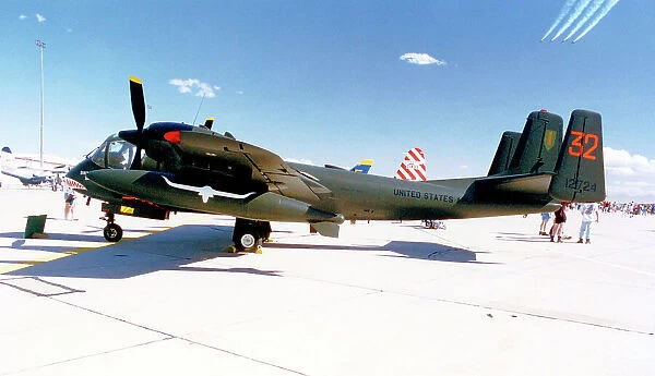 Grumman OV-1C Mohawk 61-2724
