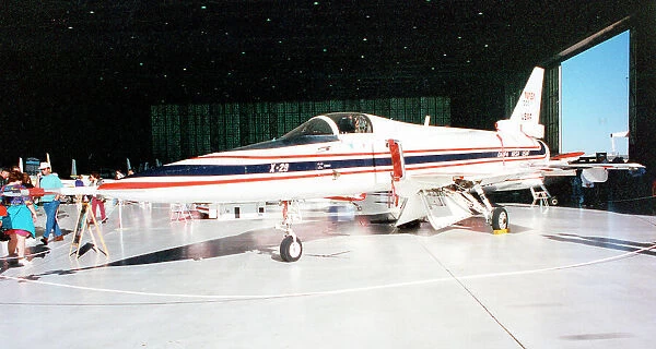 Grumman X-29 82-003 - NASA 049