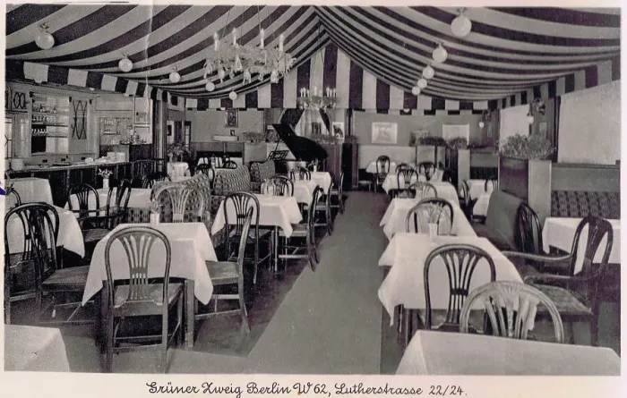 Framed Print : Gruner Zweig restaurant in the Scala Theatre, Berlin, 1920s Framed Print : Gruner Zweig restaurant in the Scala Theatre, Berlin, 1920s