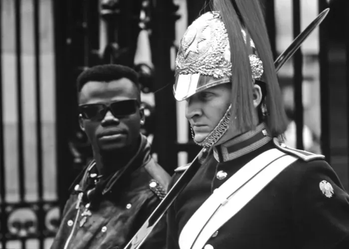 Framed Print : Guardsman with tourist, Whitehall, London Framed Print : Guardsman with tourist, Whitehall, London