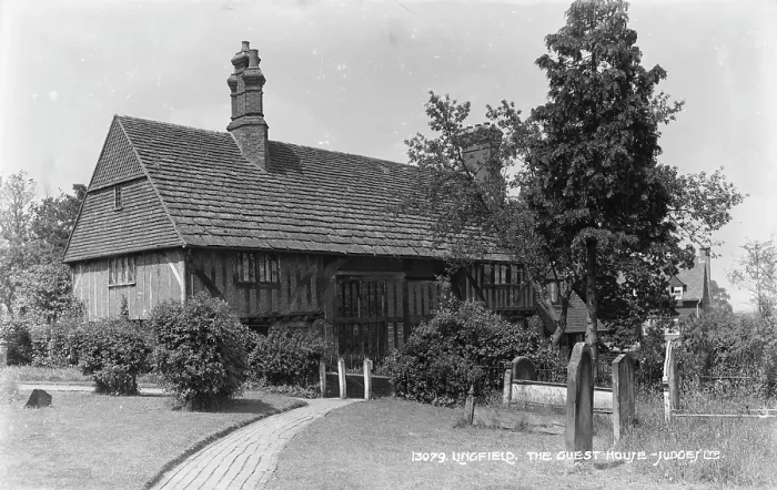 Framed Print : The Guest House in Lingfield Framed Print : The Guest House in Lingfield