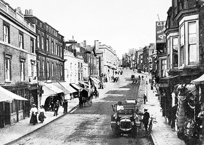 Framed Print : Guildford, High Street Framed Print : Guildford, High Street