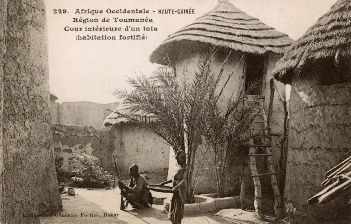 Framed Print : Guinea - Toumanea - Courtyard of a Tata (fortified house) Framed Print : Guinea - Toumanea - Courtyard of a Tata (fortified house)