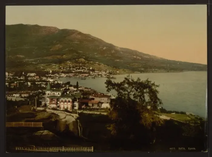 Framed Print : The gulf, Jalta, (i. e. Yalta), the Crimea, Russia, (i. e. U Framed Print : The gulf, Jalta, (i. e. Yalta), the Crimea, Russia, (i. e. U