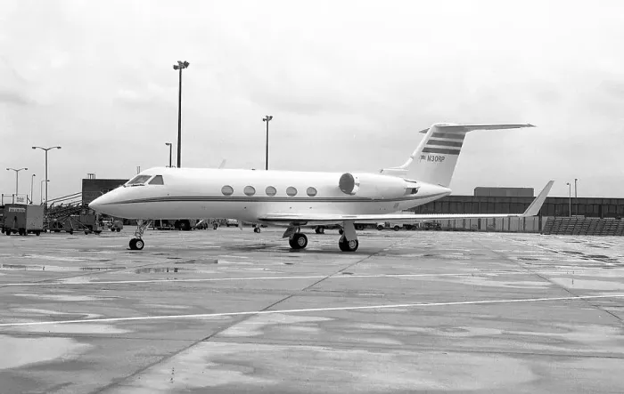 Framed Print : Gulfstream III N30RP Framed Print : Gulfstream III N30RP