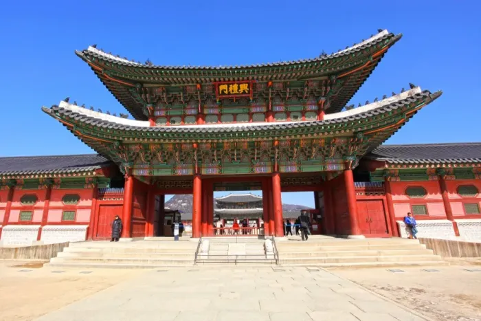 Framed Print : Gyeongbokung Palace in Seoul, South Korea Framed Print : Gyeongbokung Palace in Seoul, South Korea