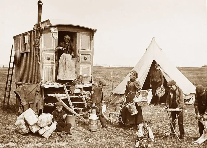 Framed Print : Gypsy caravan Framed Print : Gypsy caravan