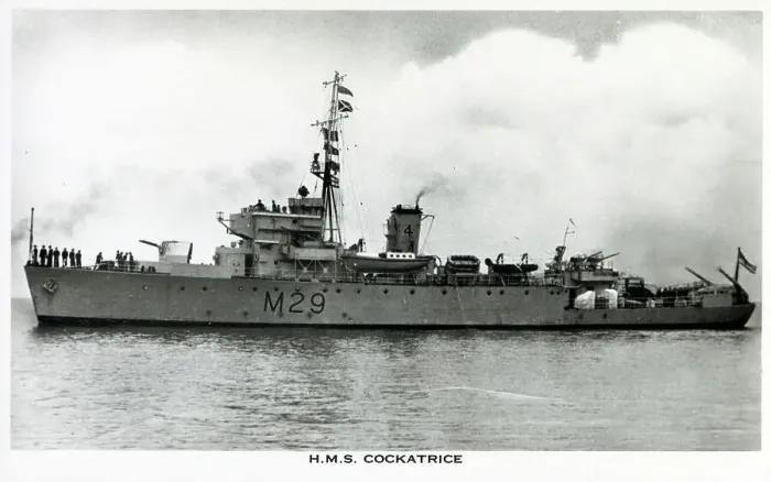 Framed Print : H. M. S. Cockatrice - Algerine-class minesweeper Framed Print : H. M. S. Cockatrice - Algerine-class minesweeper