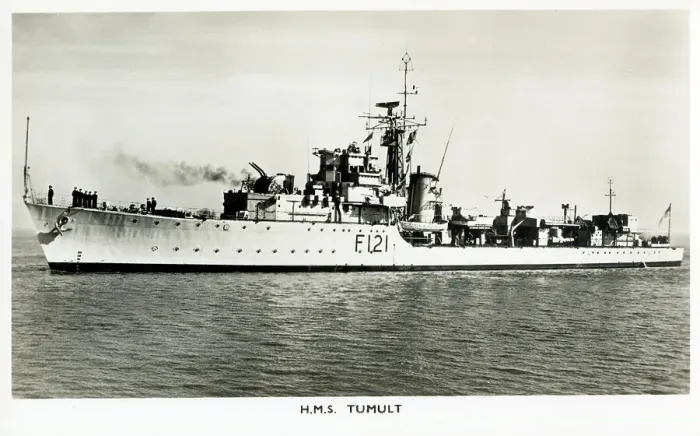 Framed Print : H. M. S. Tumult (F121) - Type 16 fast anti-submarine frigate Framed Print : H. M. S. Tumult (F121) - Type 16 fast anti-submarine frigate