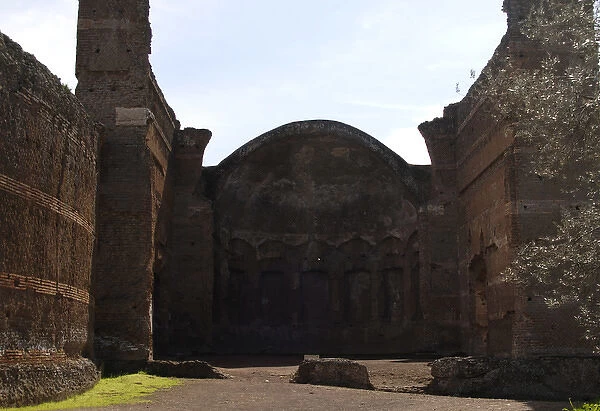 Hadrians Villa. Hall of Philosophers. 2nd century. Italy