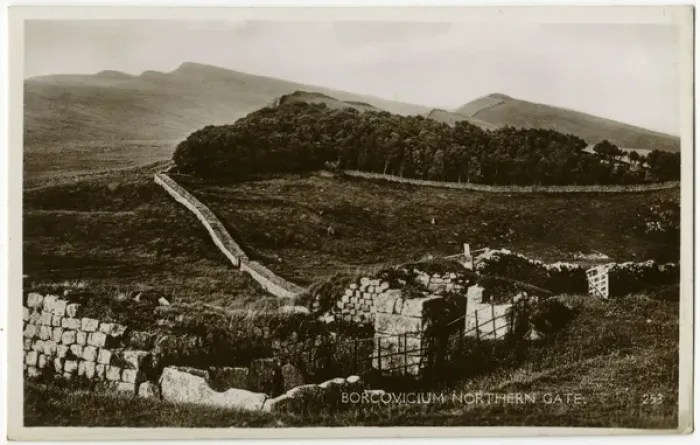 Framed Print : Hadrians Wall - Borcovicium (Houseteads Fort) Northern Gate Framed Print : Hadrians Wall - Borcovicium (Houseteads Fort) Northern Gate