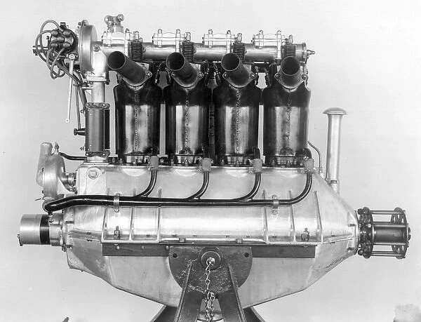 Hall-Scott L-4 125hp 4-cylinder inline engine