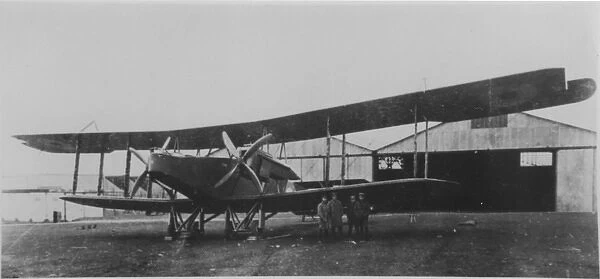 Handley Page 0-100, (on the ground)