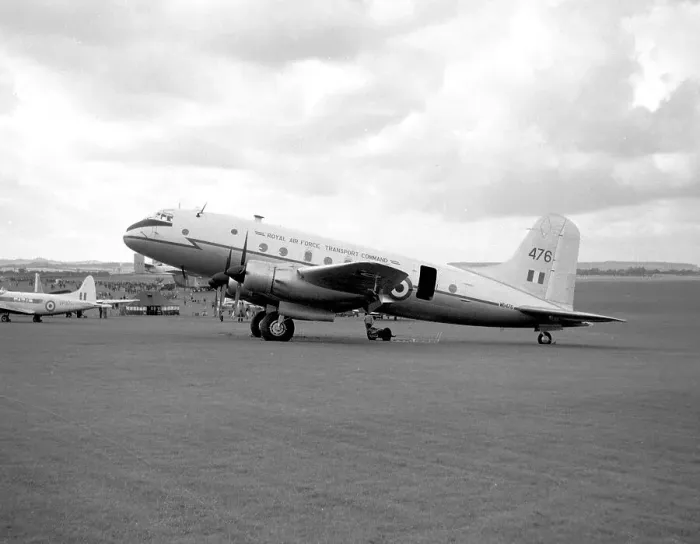 Framed Print : Handley Page Hastings C.2 WD476 Framed Print : Handley Page Hastings C.2 WD476
