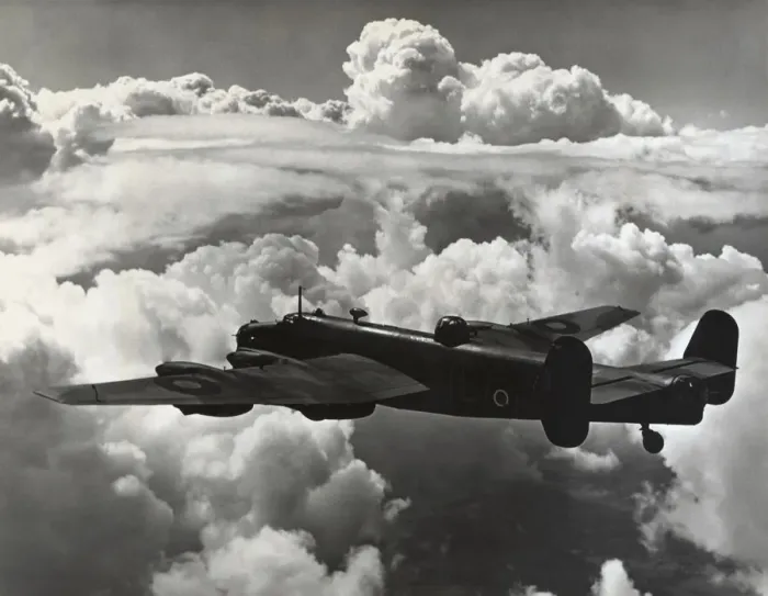 Framed Print : Handley Page HP-57 Halifax Framed Print : Handley Page HP-57 Halifax