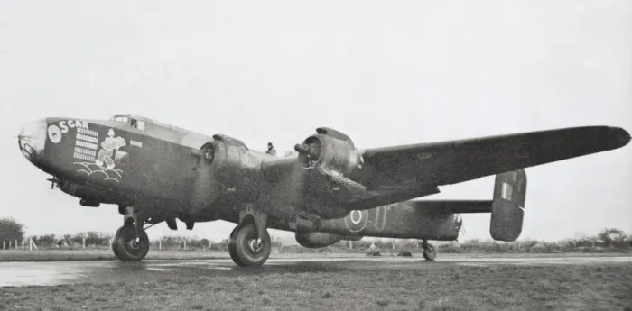 Framed Print : Handley Page HP-57 Halifax Framed Print : Handley Page HP-57 Halifax