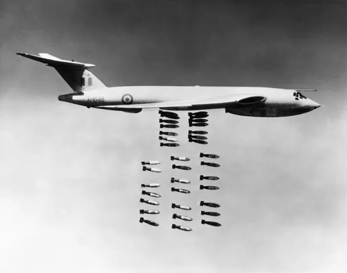 Framed Print : Handley Page HP-80 Victor Framed Print : Handley Page HP-80 Victor