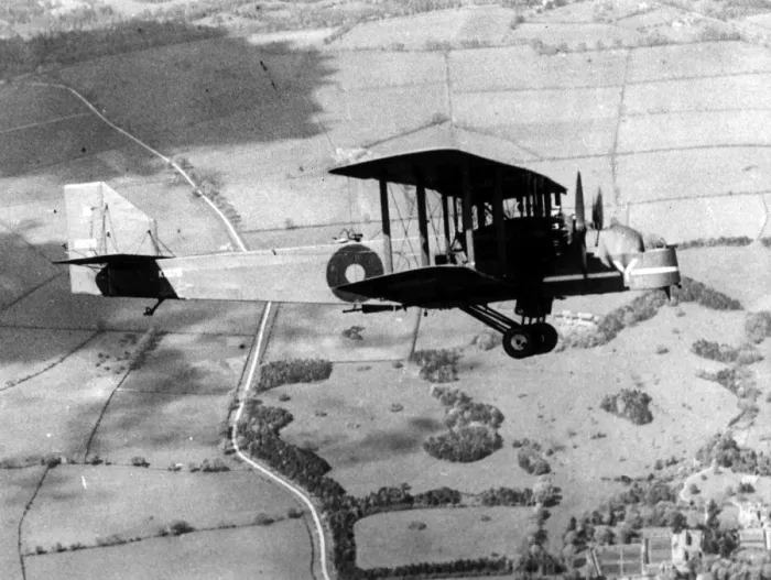 Framed Print : Handley Page HP36 Hinaidi II K1075 in flight Framed Print : Handley Page HP36 Hinaidi II K1075 in flight