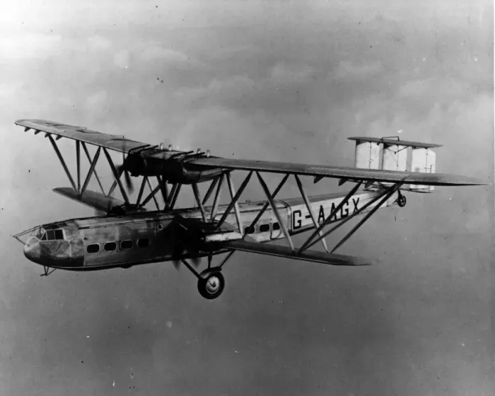 Framed Print : Handley Page HP42E G-aGX Hannibal during an early test Framed Print : Handley Page HP42E G-aGX Hannibal during an early test
