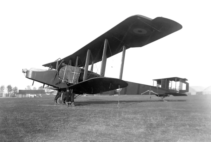 Framed Print : Handley Page O / 100 Framed Print : Handley Page O / 100