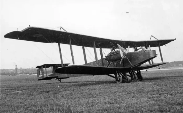 Framed Print : Handley Page O / 400 J2260 Framed Print : Handley Page O / 400 J2260