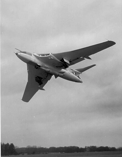 Handley Page Victor B2 armed with Blue Steel