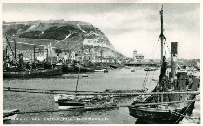 Framed Print : Harbour Boats & Castle Hill, Scarborough, Yorkshire Harbour Boats & Castle Hill Framed Print : Harbour Boats & Castle Hill, Scarborough, Yorkshire Harbour Boats & Castle Hill