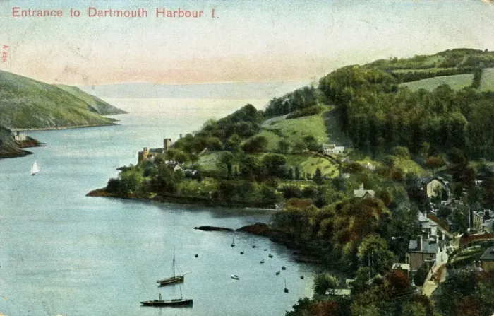 Framed Print : Harbour Entrance, Dartmouth, Devon Framed Print : Harbour Entrance, Dartmouth, Devon